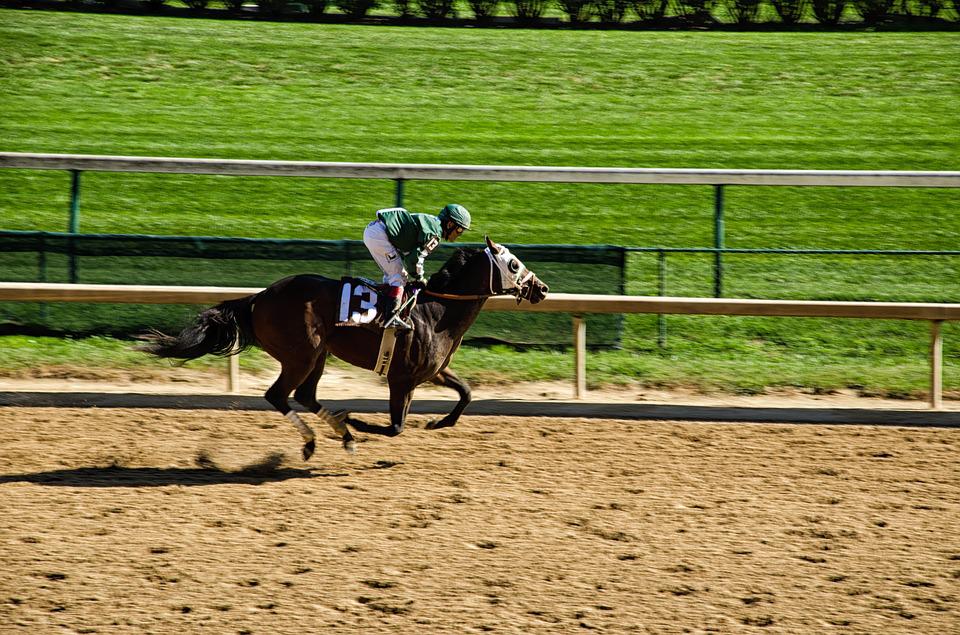 What are the classic 4 horse races?